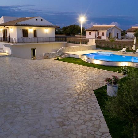 Casa Vacanze Il Mandorlo Шикли Экстерьер фото